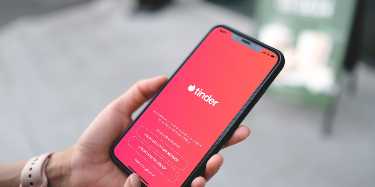 Tinder lancerer nyt abonnement: Koster “kun” 3.500 kroner OM MÅNEDEN