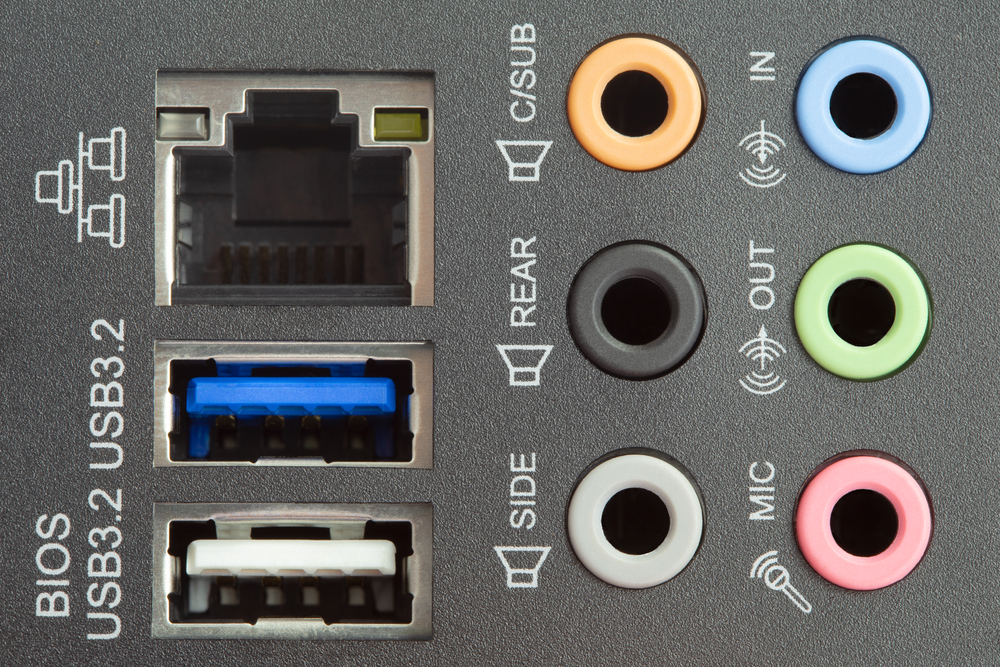 Forstå dit USB-stik: Det betyder den blå, gule, røde og hvide farve