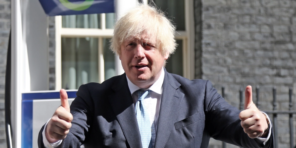 Boris Johnson i pinlig bommert: Takker Putin for “inspirerende lederskab”