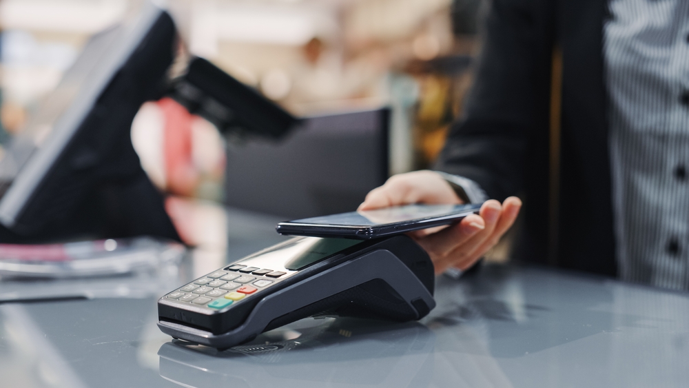 MobilePay hæver deres priser: Nu har denne dagligvarekæde valgt at fjerne løsningen