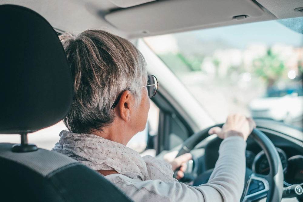 Bilister over 65 år advares: Du bør have dette i bilen