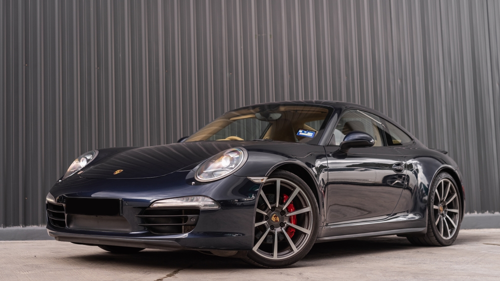 Dette europæiske land er så rigt, at den mest solgte bil i 2024 var en Porsche 911