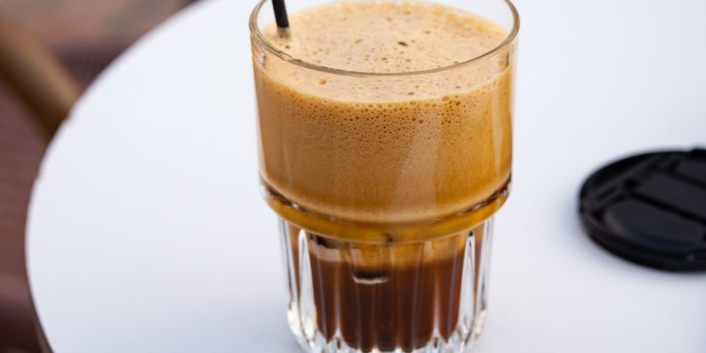 Frappe, Freddo Espresso eller Freddo Cappuccino? Denne iskaffe er sundeste
