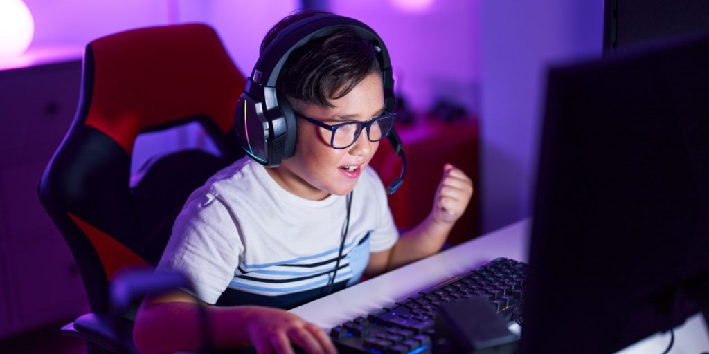 Ny DR-undersøgelse viser overraskende resultater: Så mange børn og unge gamer dagligt