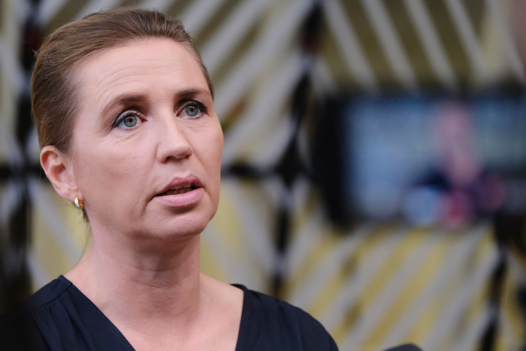 Efter stor usikkerhed: Mette Frederiksen træffer stor beslutning