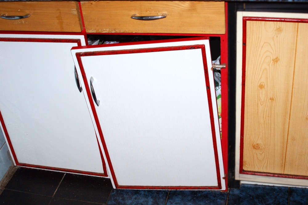 Par fandt gemte penge under renovering af nyt hus: Endte med at koste dem over 70.000 kroner i bøde