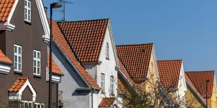 Kirsten og kæresten udlejede deres bolig til “Lone”: Da de vendte hjem, blev deres mareridt til virkelighed