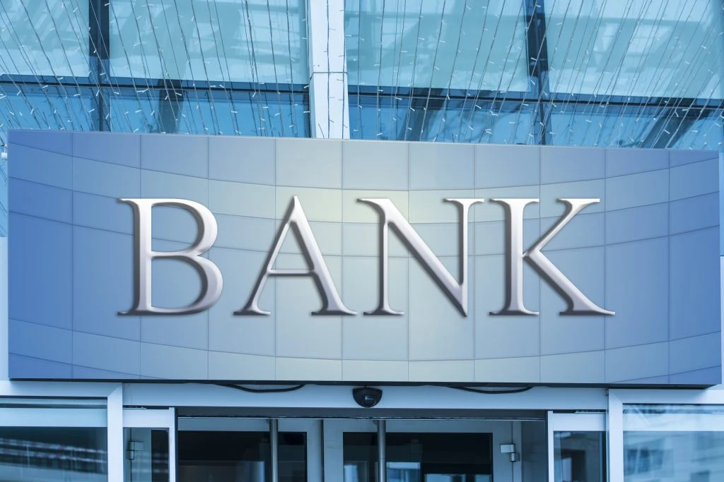 6 grunde til at du holder fast i din bank – også selvom det ikke altid kan betale sig