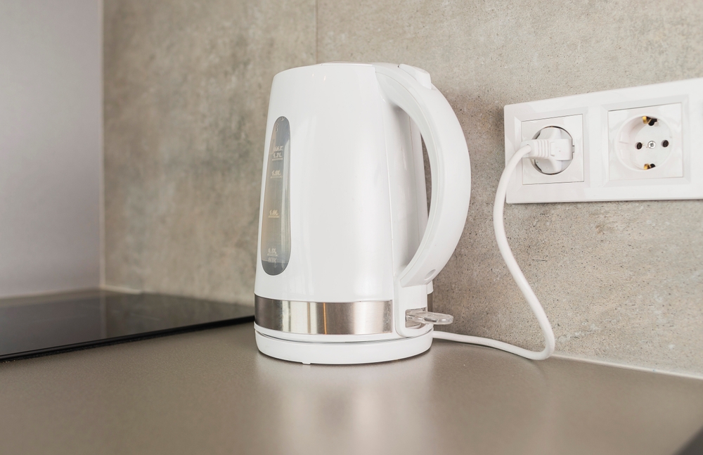 Her er grunden til, at du aldrig bør bruge hotellernes elkedler