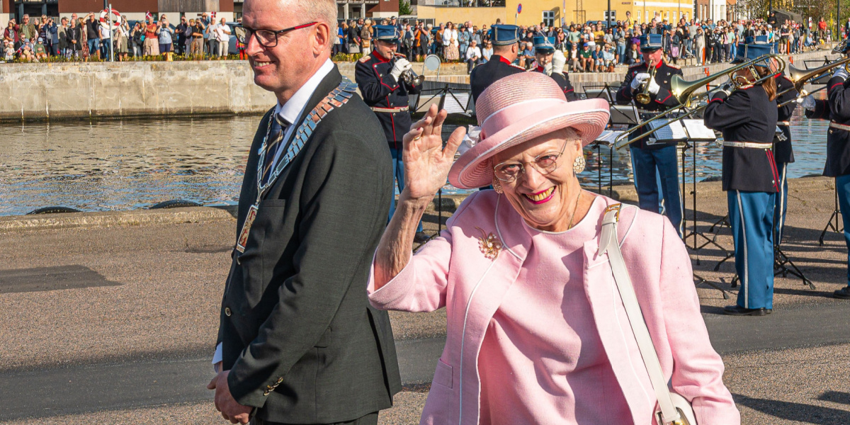 Nu reagerer Dronning Margrethe på voldsom tragedie