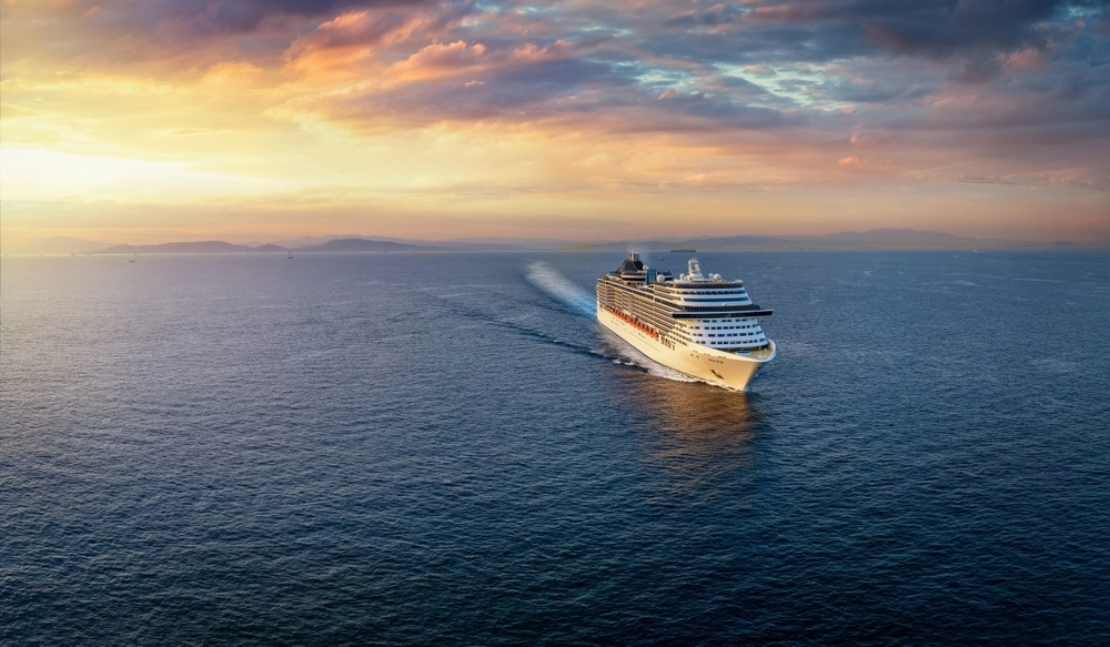 De betalte for fire uger på et luksuriøst cruise: Rejsen endte med over smittede 200 passagerer