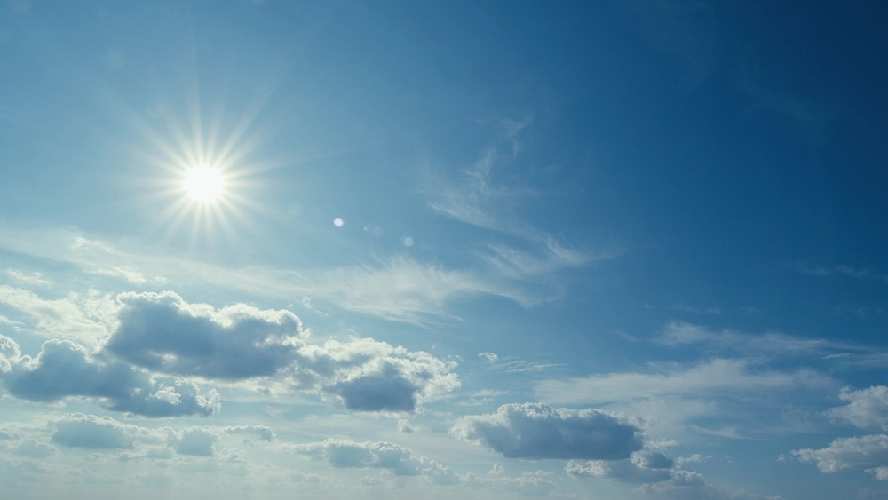 Landet bliver delt i to: Her melder DMI om op til 30 grader