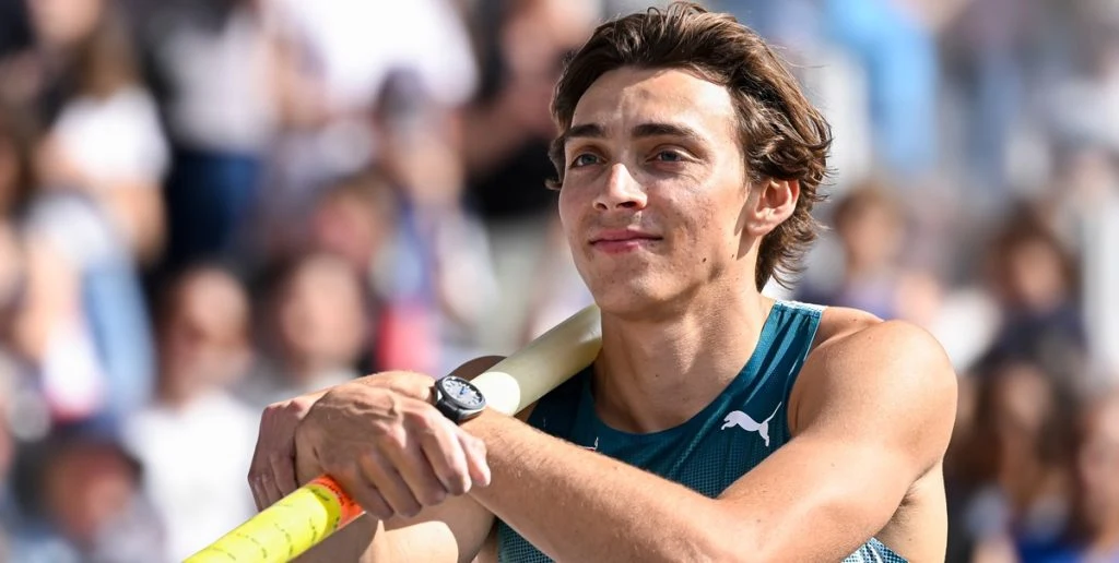 Stangspringer Armand Duplantis slår endnu en verdensrekord