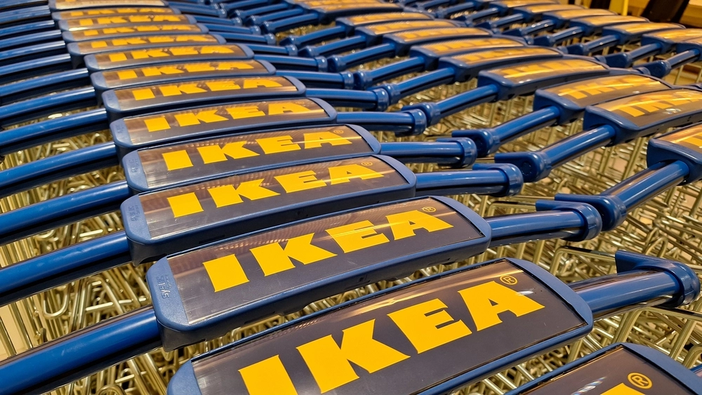 IKEA-chef melder ud: Sænker priserne med op til 50% i dag