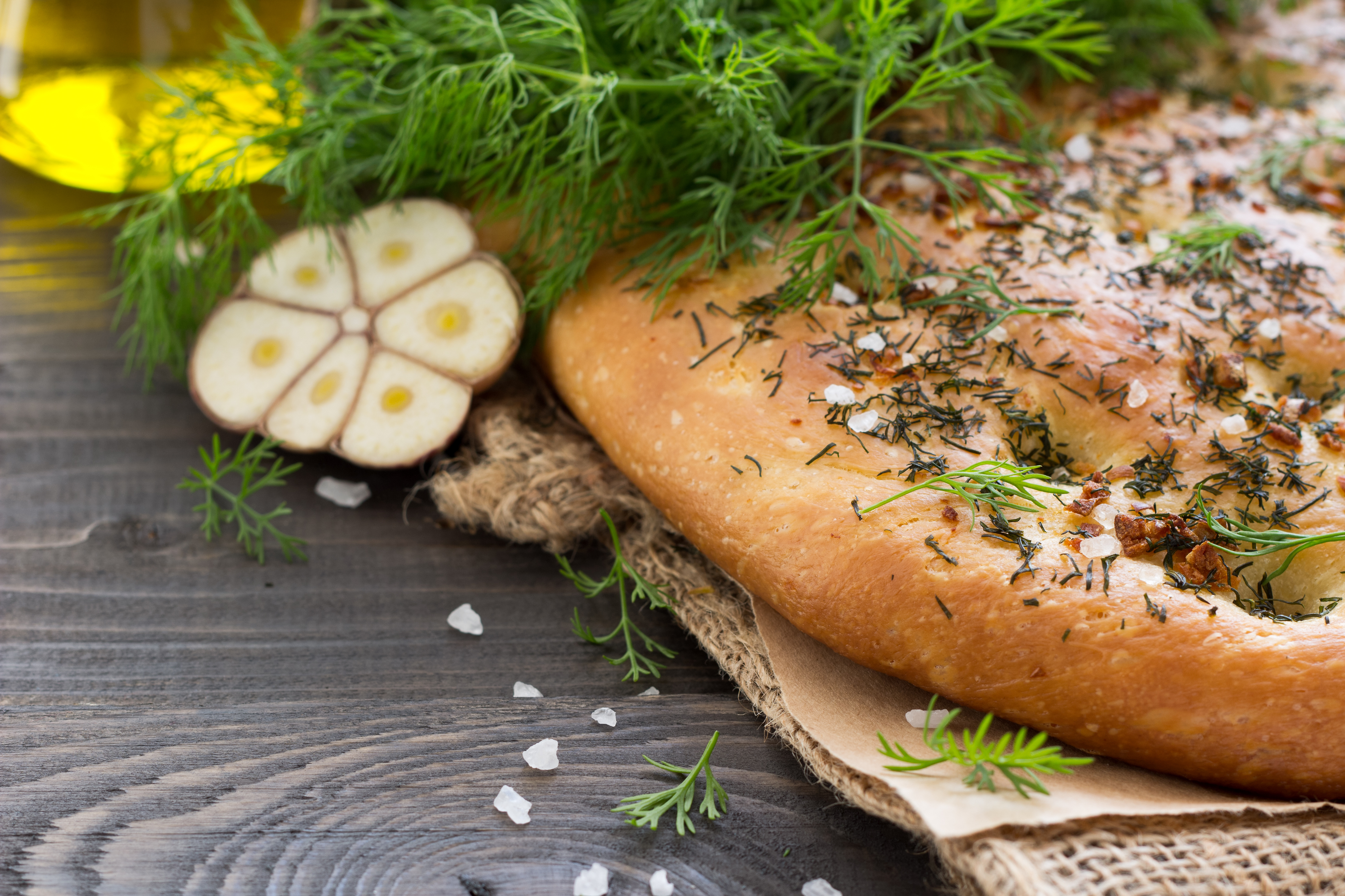 Nemt og lækkert – sådan laver du fantastisk foccacia