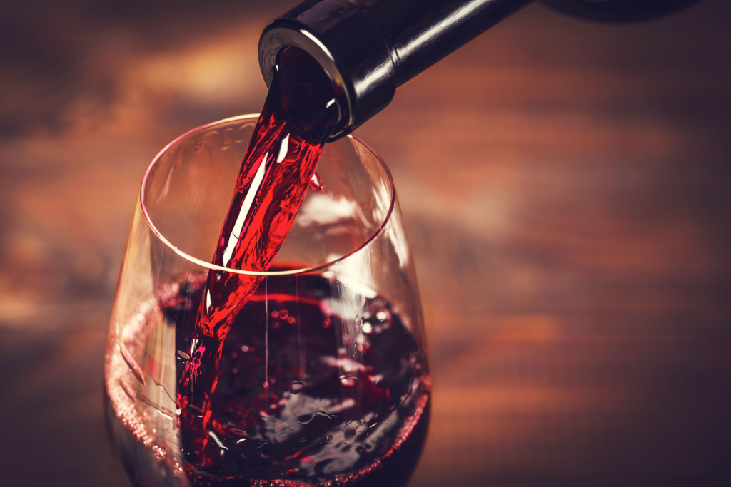 Spansk vinekspert forklarer: Dette skal du kigge efter når du køber vin
