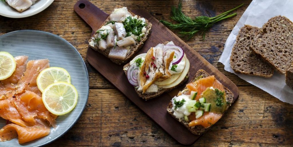 Her koster et klassisk stykke smørrebrød nu 80 kroner
