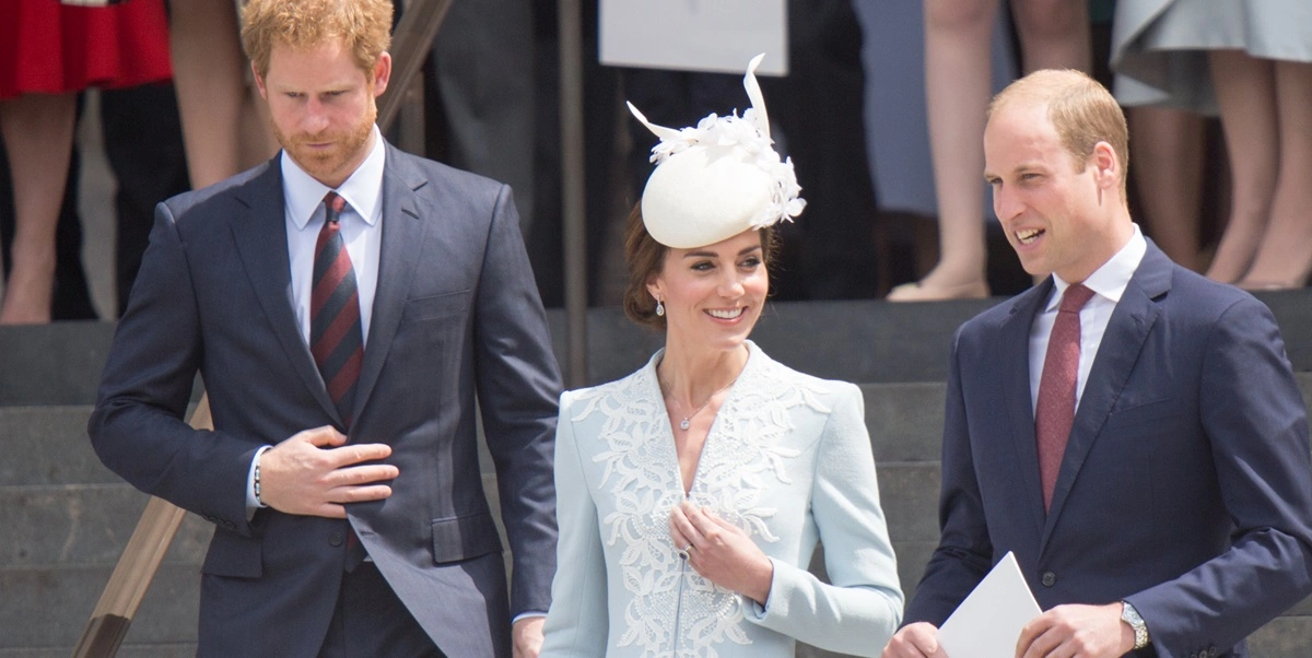 Prins William overrasker alle: Nævner Harry i ny udtalelse
