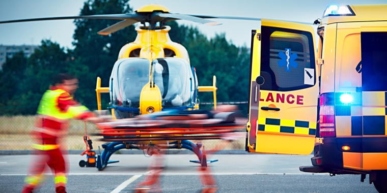 Tragisk ulykke: Kvinde alvorligt kvæstet