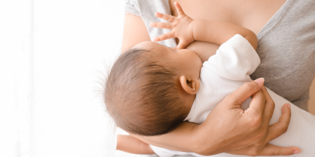 Kvinde fortæller: “Min brystvorte faldt af mens jeg ammede”