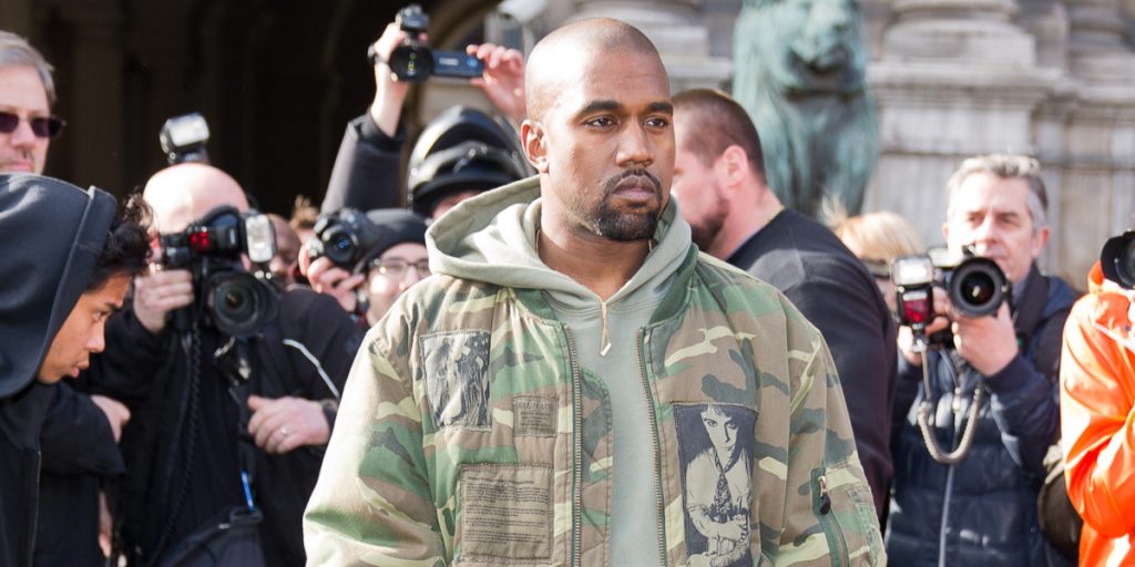 George Floyd’s familie sagsøger Kanye West