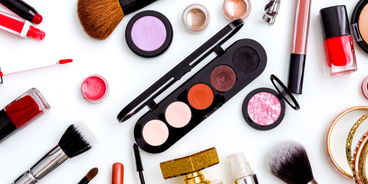 Kosmetik-gigant får kritik: Fjerner nu dette fra deres produkter