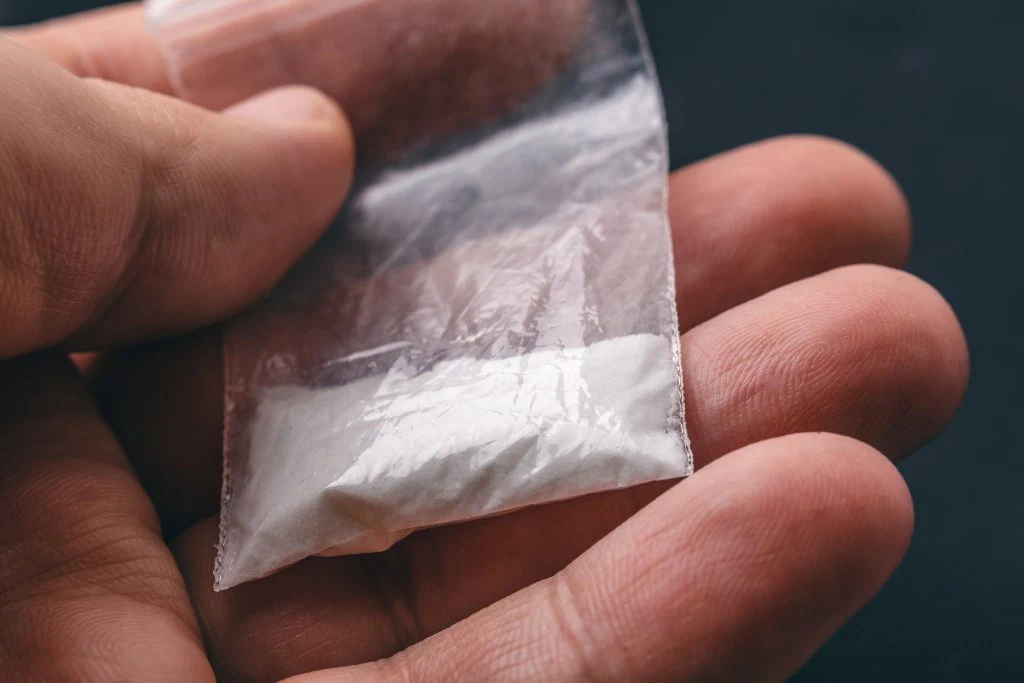 Sneen faldt så sandelig på J-Dag: Politiet åbner 77 nye narkosager