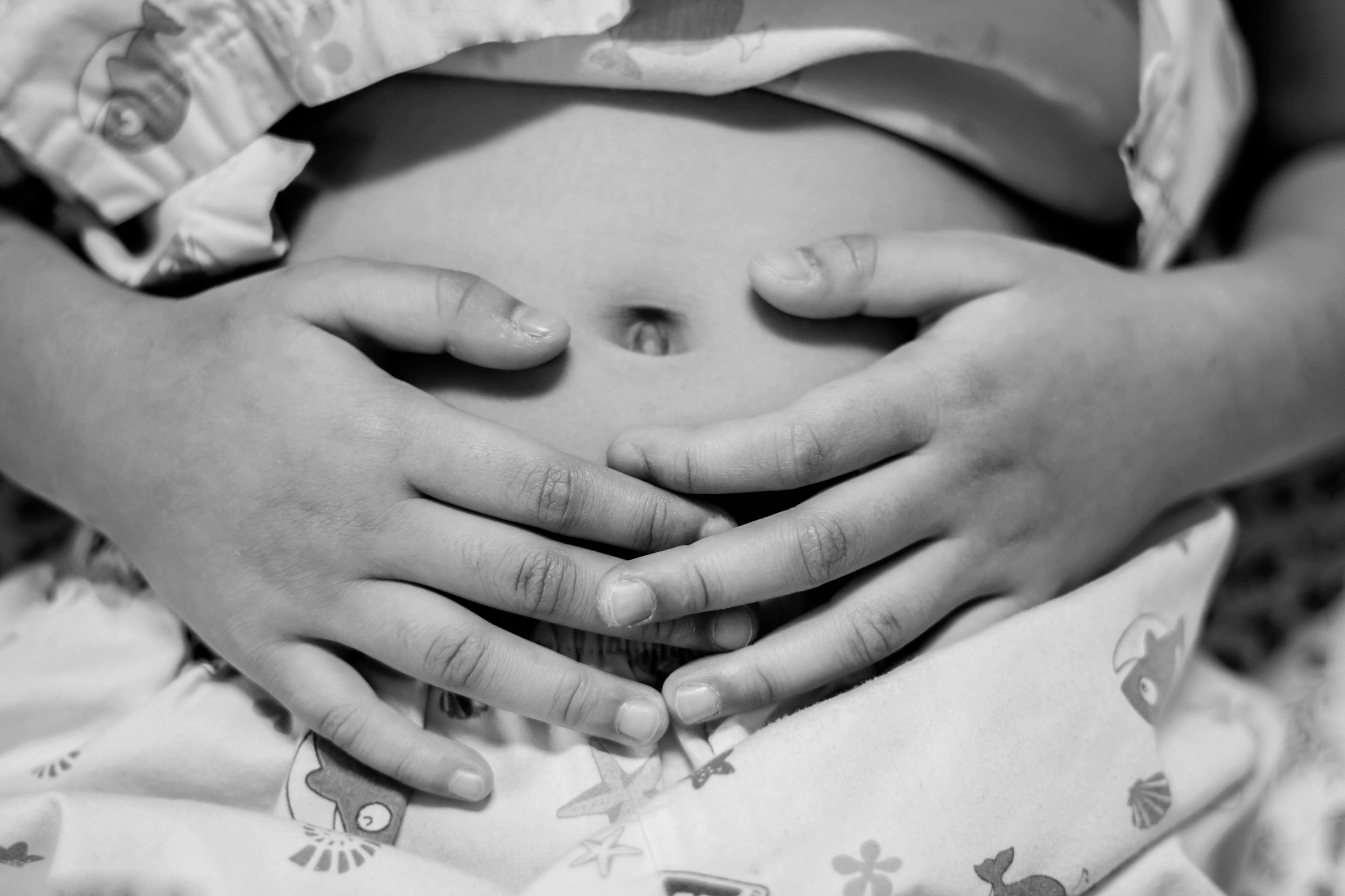 Forældre troede 5-årige Lina havde en tumor i maven: Det viste sig at være noget helt andet