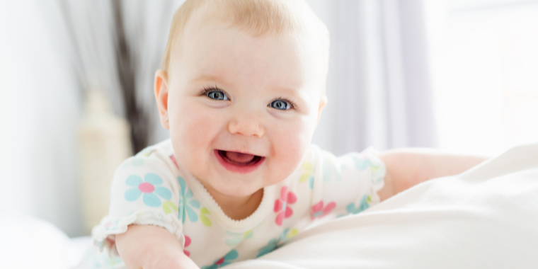 Ung mor forarger: Lader sin baby spise sig mæt på McDonalds