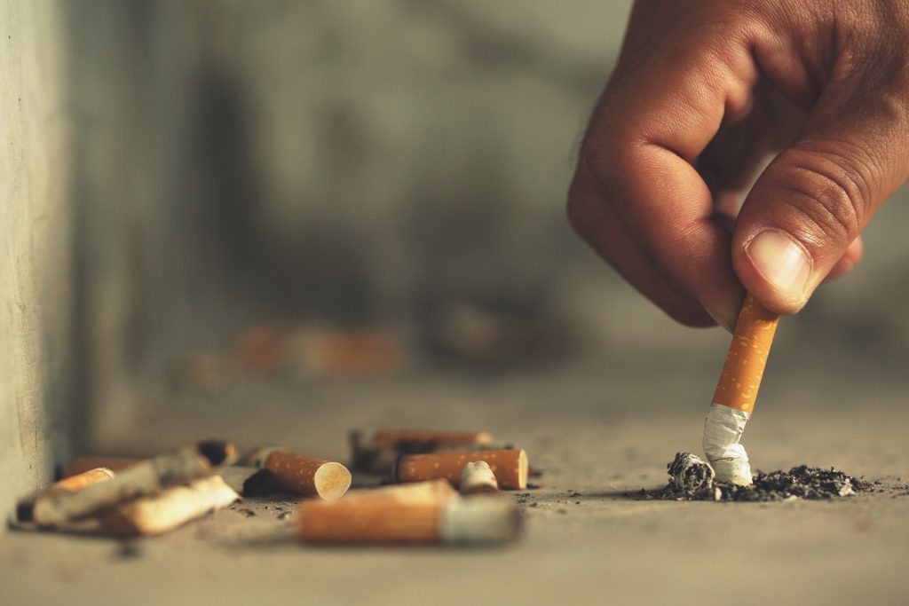 Lokal vognmandsvirksomhed skodder cigaretterne: Indfører røgfri arbejdstid