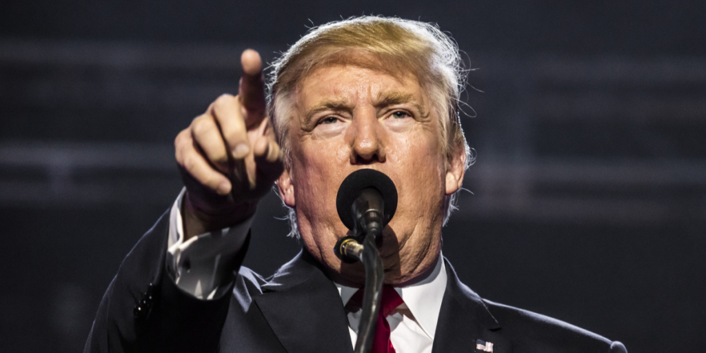 Dommet er faldet: Donald Trump kendt skyldig i alle anklager