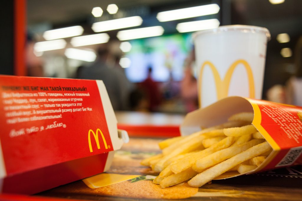 McDonalds lukker populær restaurant