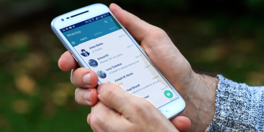 Sådan gendanner du slettede beskeder i WhatsApp