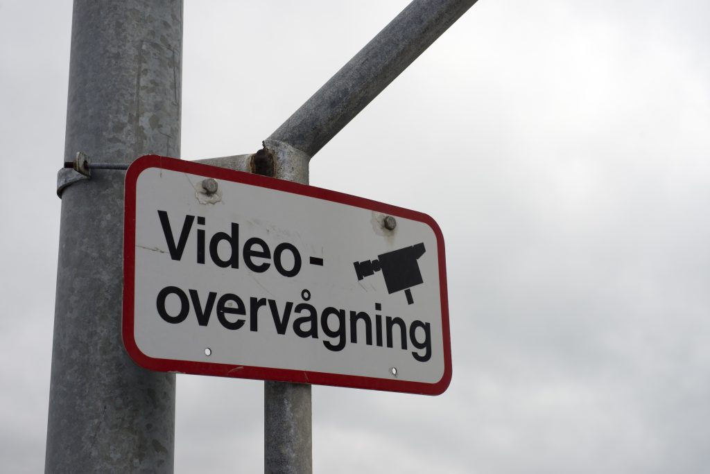 Rigspolitiet vil have private overvågningskameraer med i deres database
