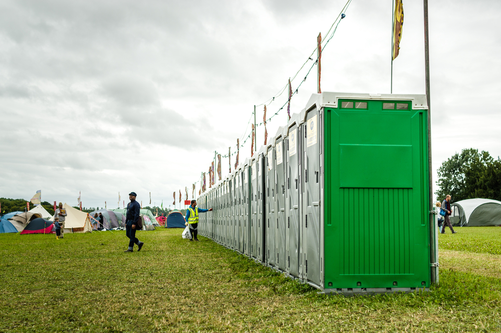 Iværksættere klar med løsning på dette problem til Smukfest og Roskilde Festival: De mangler bare 1 ting