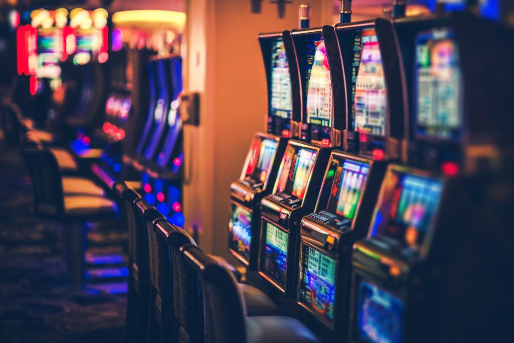 Begyndertips til dig, der vil i gang med at spille online slots