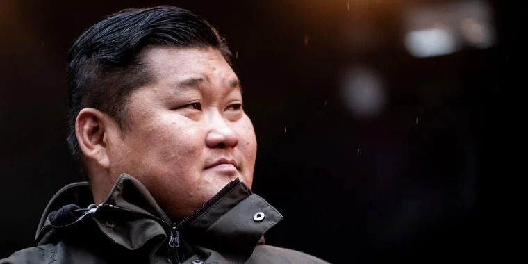 Simon Jul i stor sorg: “Du forbliver en ustoppelig kapacitet i min bevidsthed”