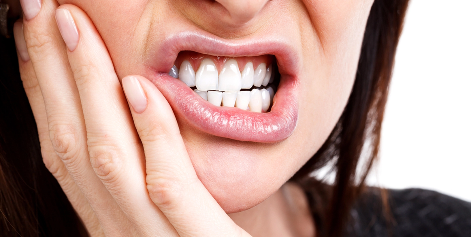 Meget få ved det: Her advarer tandlæger om aldrig at børste tænder