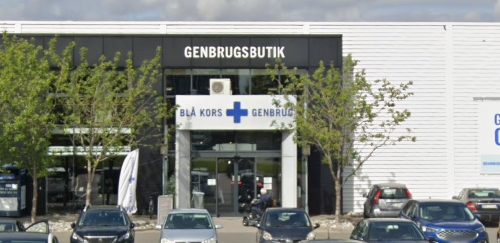 40-årige Kate gik i Blå Kors genbrug efter møbler: Blev chokeret da hun så deres priser