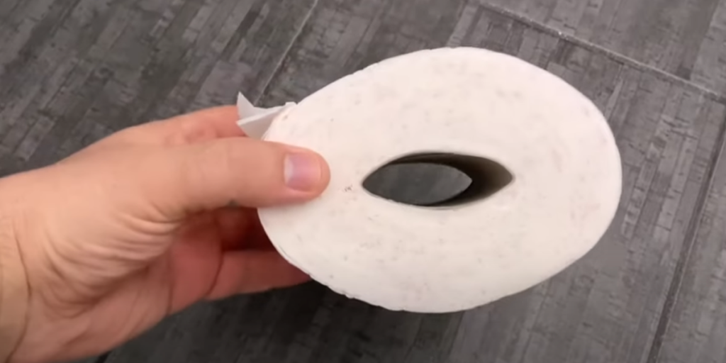 Han maser sit toiletpapir: Når du ser hvorfor, vil du gøre det samme