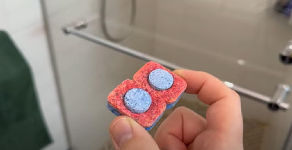 Opvasketabs er guld værd på badeværelset: Når du finder ud af hvordan, vil du udnytte det