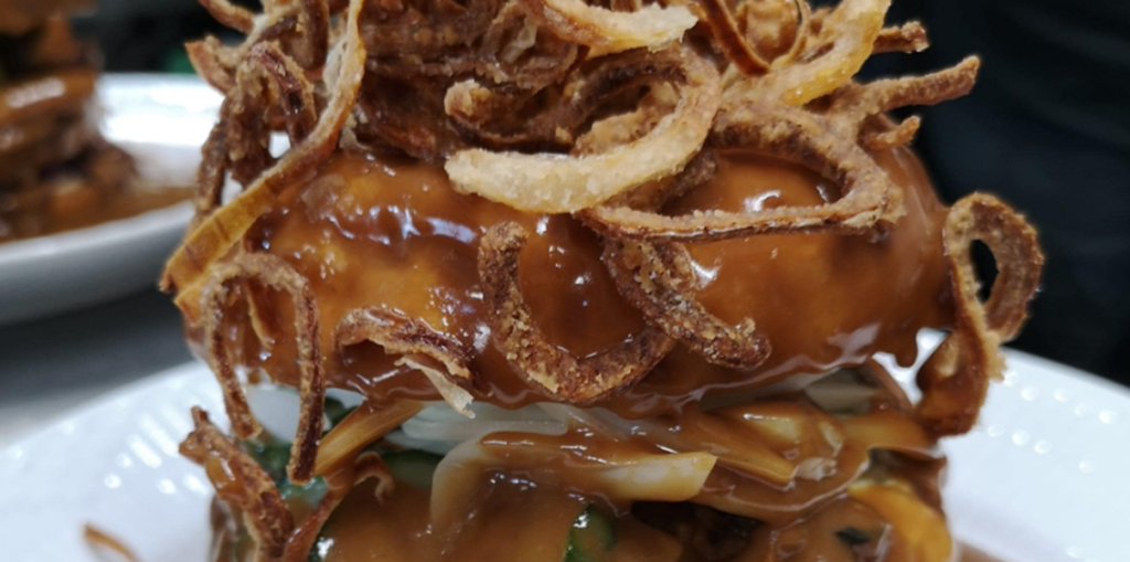 Trist nyt: Restauranten med ‘Danmarks mest dekorerede bøfsandwich’ er gået konkurs