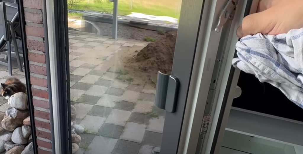Disse 4 metoder til vinduespudsning tager internettet med storm