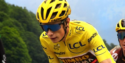 Skal Jonas Vingegaard til Tour de France? Nu bryder træner tavsheden
