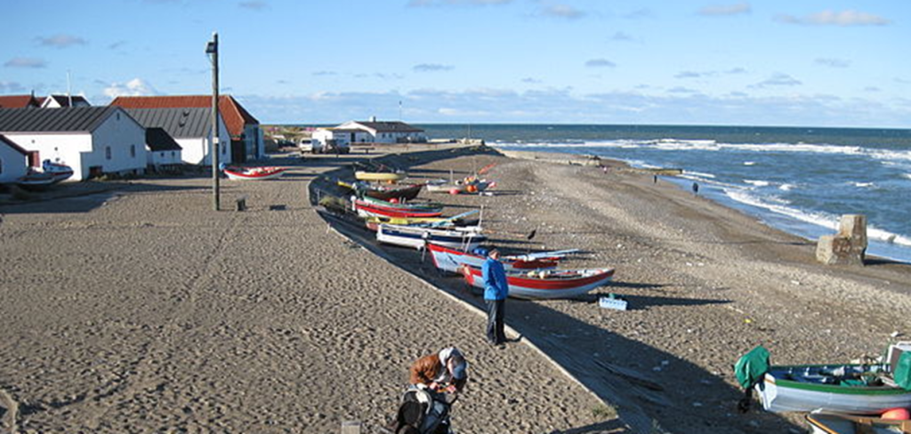 Strandfoged ved populær strand udsender advarsel: Pas på kviksandet