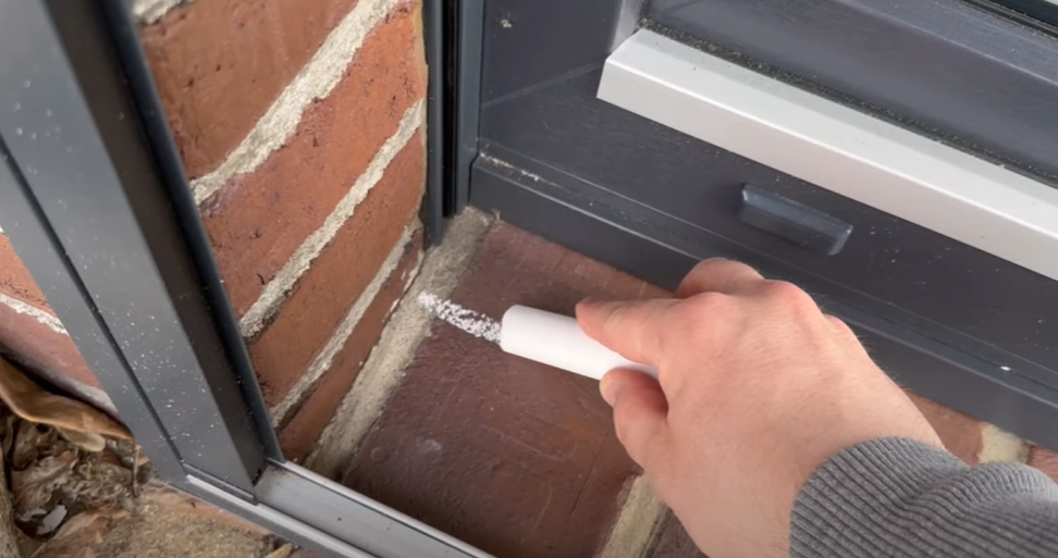 Derfor skal du tegne en kridtstreg foran din hoveddør