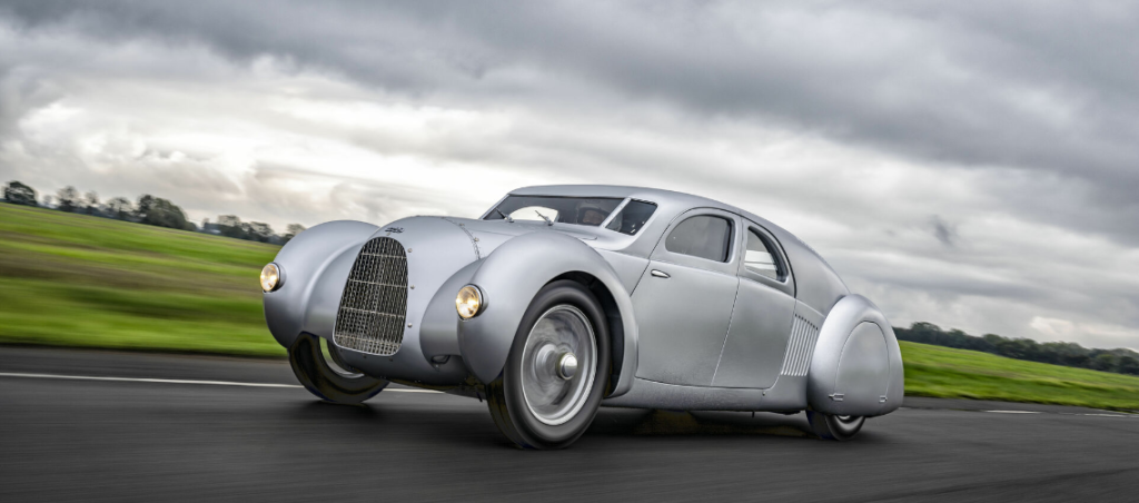 Audi producerer sportsbil 90 år senere end planlagt: Tom Kristensen skal sidde i førersædet