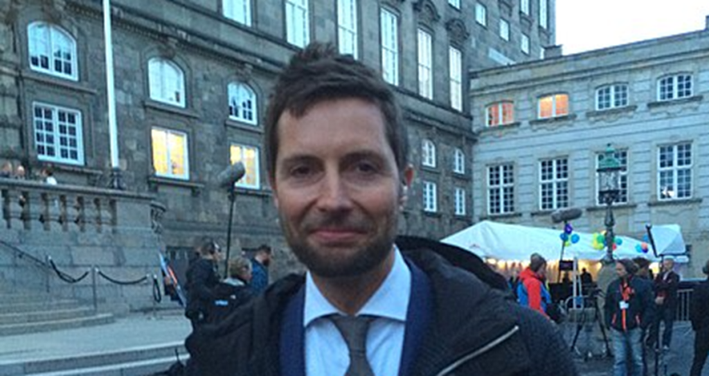 Kåre Quist giver sig i kast med ny genre: Til august sker det