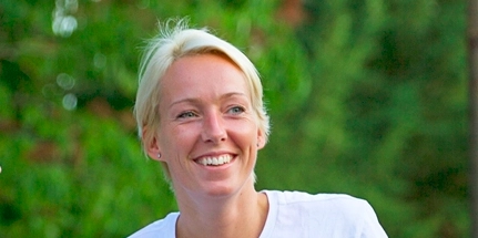 44-årige Katrine Lunde får utallige af de samme beskeder: “Hvorfor er du her?”