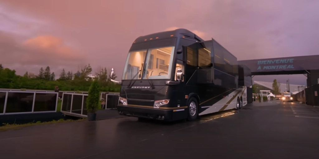 Dette er verdens dyreste autocamper: Træd med ind i det rullende palads